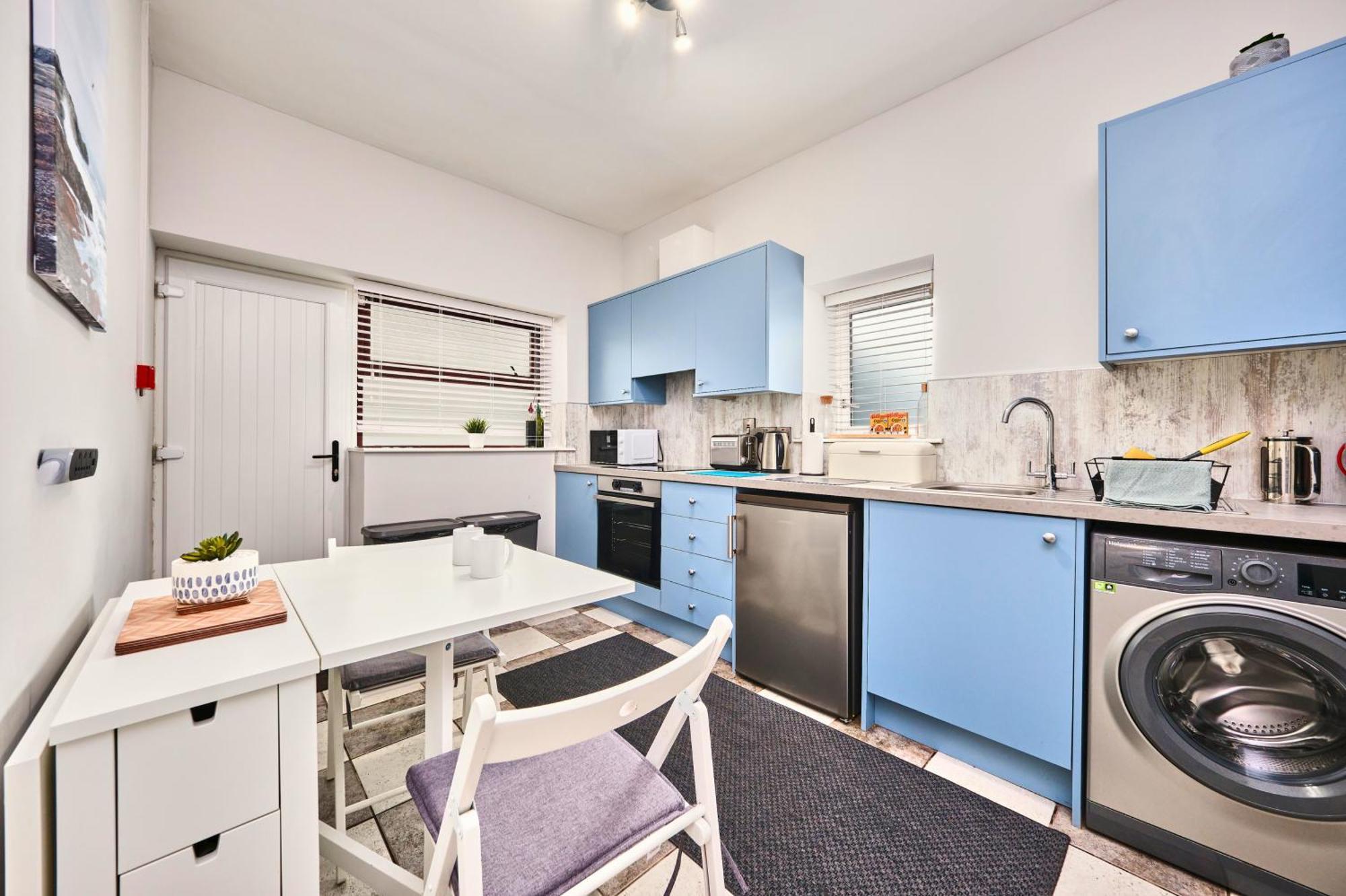 Dunluce 1 - Parking Permit For Golf - 10min Walk Apartment